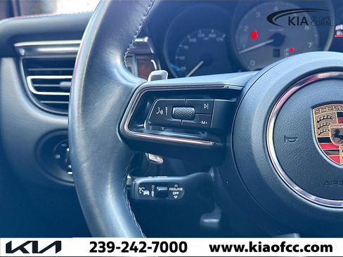 Used 2023 Porsche Macan S AWD/4WD image 35