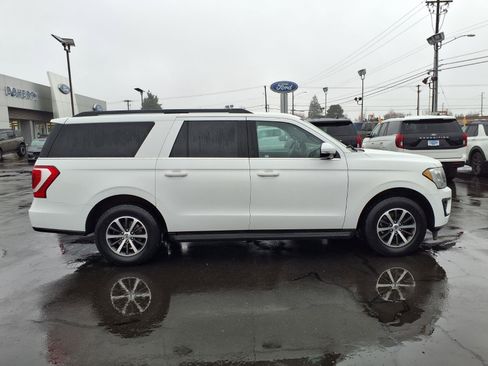 Used 2019 Ford Expedition Max XLT w/ Equipment Group 201A image 11