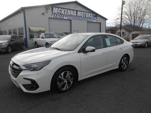 Used 2024 Subaru Legacy Premium image 5