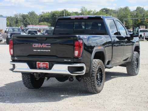 New 2025 GMC Sierra 2500 SLE w/ SLE Value Package; image 5