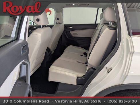 Used 2020 Volkswagen Tiguan SEL image 16