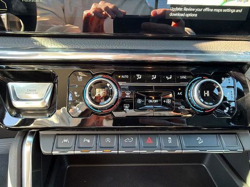 New 2026 GMC Sierra 1500 Denali w/ Denali Reserve Package image 11