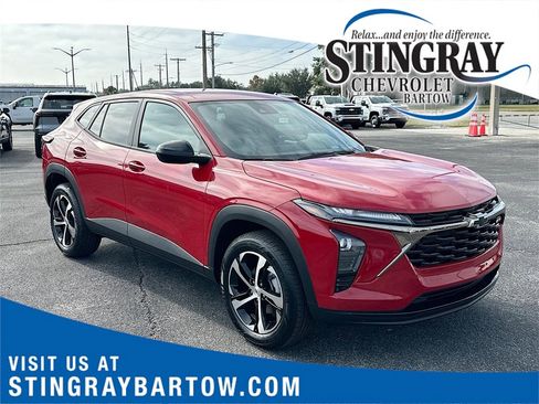 New 2026 Chevrolet Trax RS w/ Driver Confidence Package image 1