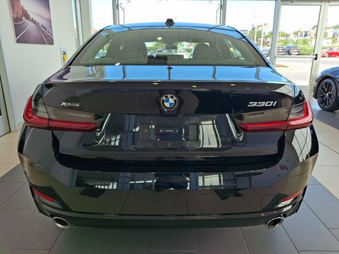 Used 2024 BMW 330i xDrive Sedan w/ Premium Package AWD/4WD image 5