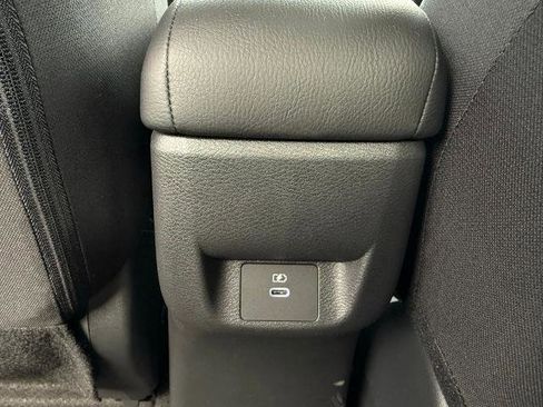 New 2025 Nissan Versa SV w/ Trunk Package image 11