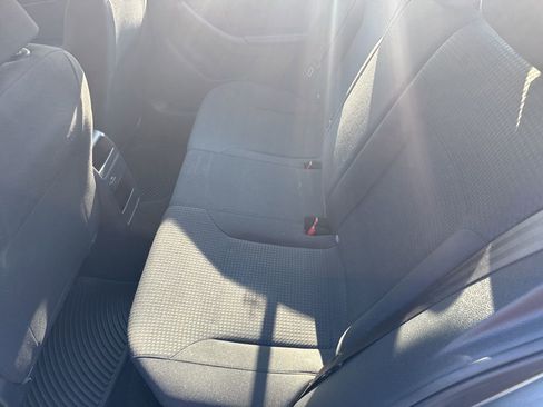 Used 2016 Volkswagen Jetta S image 10