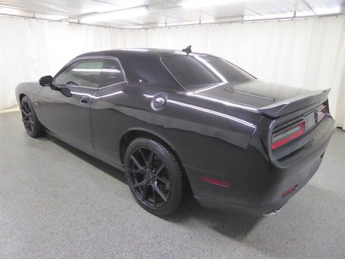 Used 2018 Dodge Challenger R/T Plus RWD image 4