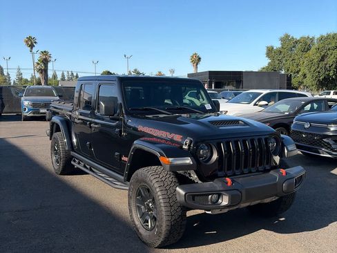 Used 2023 Jeep Gladiator Mojave w/ LED Lighting Group AWD/4WD image 2