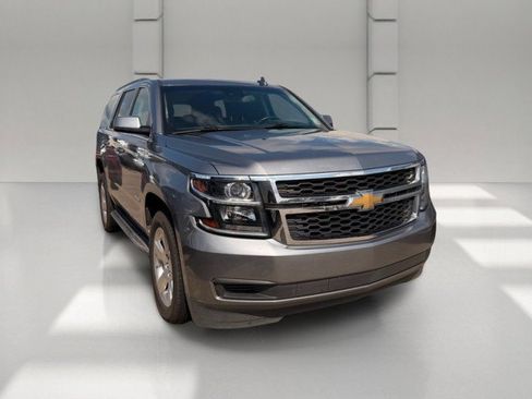 Used 2019 Chevrolet Tahoe LS w/ Enhanced Driver Alert Package RWD image 3