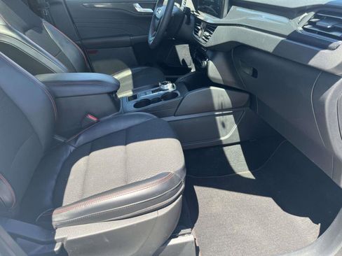 Certified 2023 Ford Escape ST-Line w/ Tech Pack #1 AWD/4WD image 22