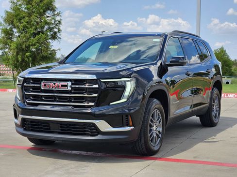 Used 2026 GMC Acadia Elevation FWD image 2