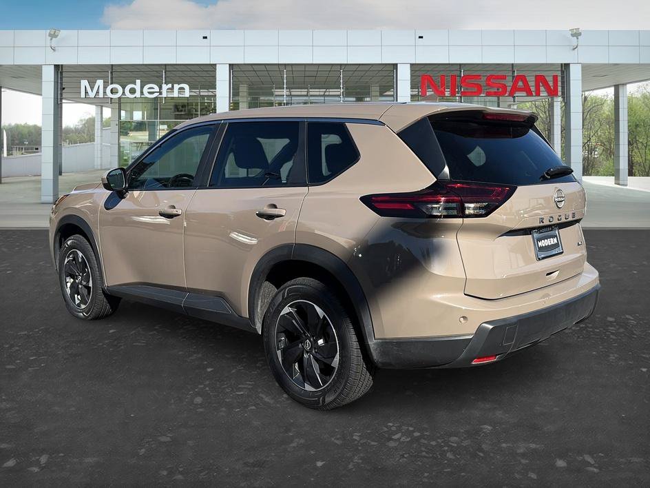 Certified 2025 Nissan Rogue SV AWD/4WD image 3