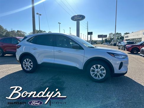 New 2025 Ford Escape Active w/ Cold Weather Package image 1