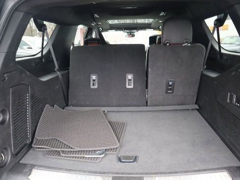 Used 2023 GMC Yukon XL Denali Ultimate image 35
