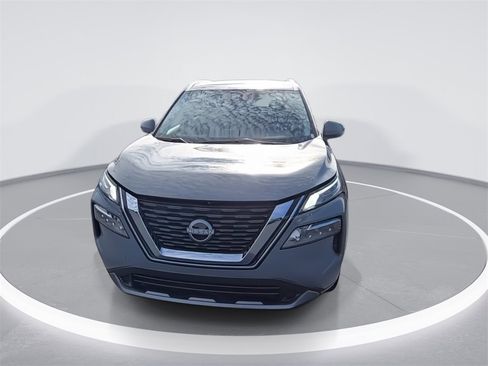 Used 2023 Nissan Rogue SL w/ SL Premium Package image 3