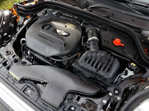 Used 2015 MINI Cooper 2-Door Hardtop image 51