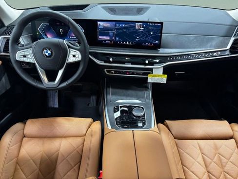 Certified 2026 BMW X7 xDrive40i AWD/4WD image 12