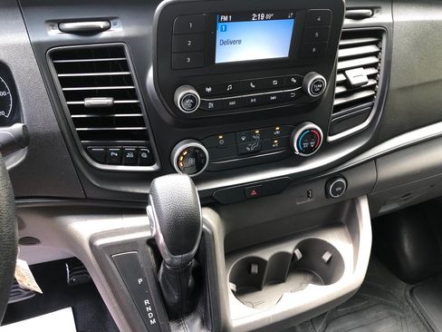 Used 2020 Ford Transit 250 Medium Roof RWD image 25