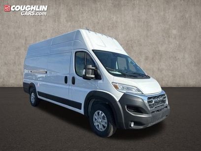 New 2024 RAM ProMaster 3500 w/ Quick Order Package 22G SLT