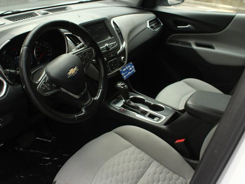 Used 2019 Chevrolet Equinox LT AWD/4WD image 13