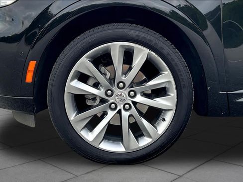 Used 2022 Buick Envision Avenir w/ Technology Package II FWD image 21