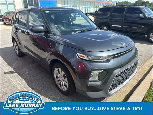 Used 2021 Kia Soul LX FWD image 1