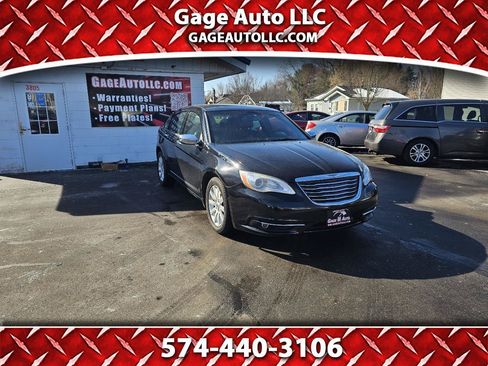 Used 2014 Chrysler 200 Limited FWD image 1