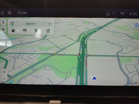 Used 2025 Chevrolet Equinox RS image 16