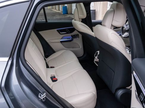 Used 2023 Mercedes-Benz GLC 300 4MATIC w/ Pinnacle Trim Package image 30