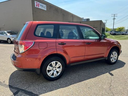 Used 2011 Subaru Forester 2.5X AWD/4WD image 10