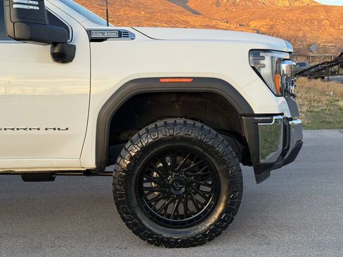 Used 2024 GMC Sierra 3500 SLE w/ SLE Convenience Package AWD/4WD image 6