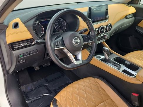 Used 2021 Nissan Sentra SV w/ SV Premium Package image 22