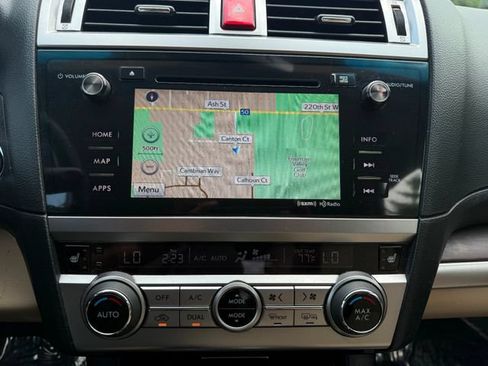 Used 2017 Subaru Outback 3.6R Limited AWD/4WD image 9