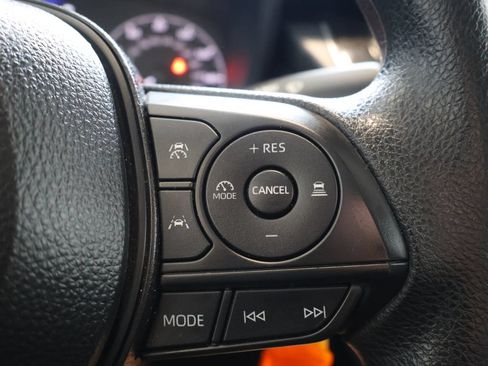 Used 2024 Toyota Corolla LE FWD image 17