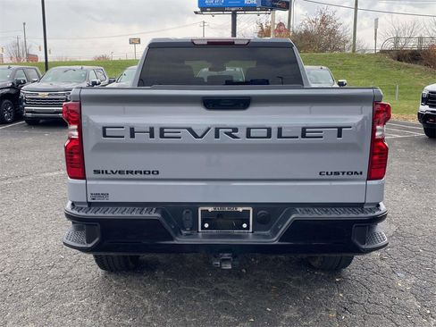 Used 2024 Chevrolet Silverado 1500 Custom Trail Boss w/ Turbomax Blackout Package image 5