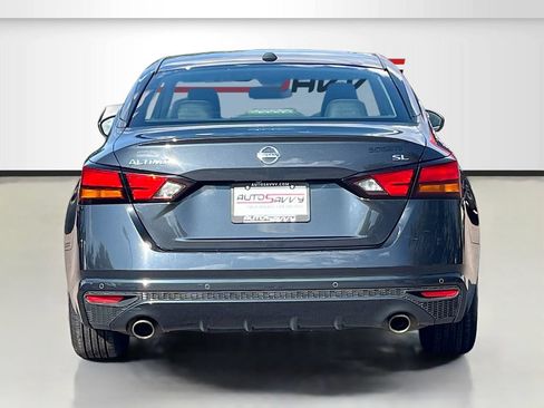 Used 2019 Nissan Altima 2.5 SL FWD image 6