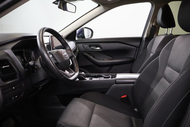 Certified 2025 Nissan Rogue SV AWD/4WD image 11