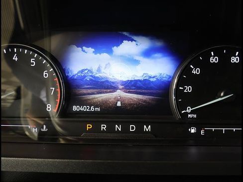 Used 2020 Ford Explorer XLT w/ Equipment Group 202A RWD image 9