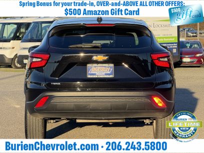 Used 2025 Chevrolet Trax LS w/ LS Convenience Package