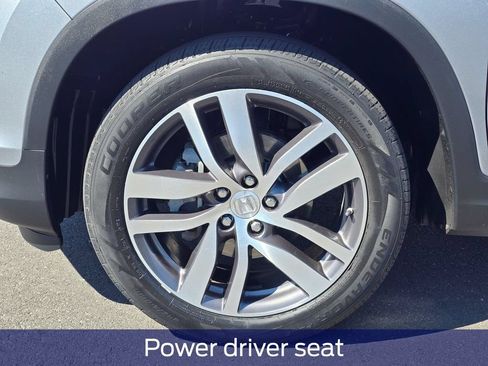 Used 2018 Honda Pilot Touring image 9