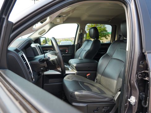 Used 2016 RAM 1500 Laramie AWD/4WD image 12