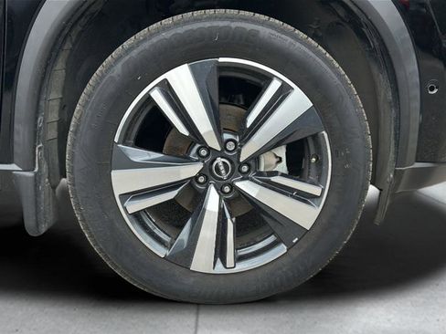 Certified 2023 Nissan Rogue SL w/ SL Premium Package image 31