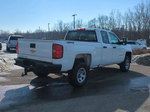 Used 2018 Chevrolet Silverado 1500 W/T w/ Trailering Package image 8