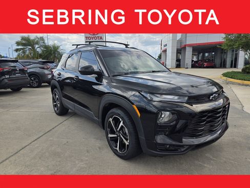 Used 2022 Chevrolet TrailBlazer RS FWD image 1