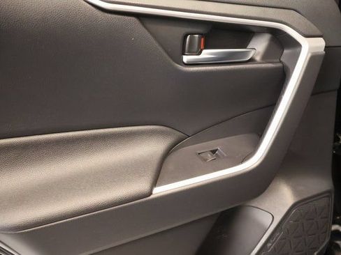 Certified 2023 Toyota RAV4 XLE FWD image 27