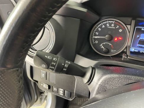Used 2023 Toyota Tacoma TRD Off-Road w/ Black Out Package (TMS) image 13