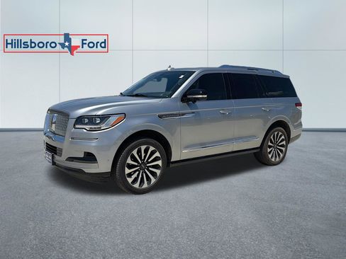 Used 2024 Lincoln Navigator Reserve AWD/4WD image 1