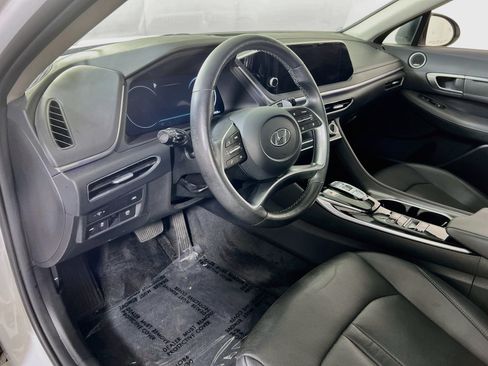Used 2023 Hyundai Sonata Limited FWD image 9