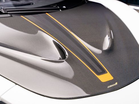 Used 2019 McLaren 600LT RWD image 3