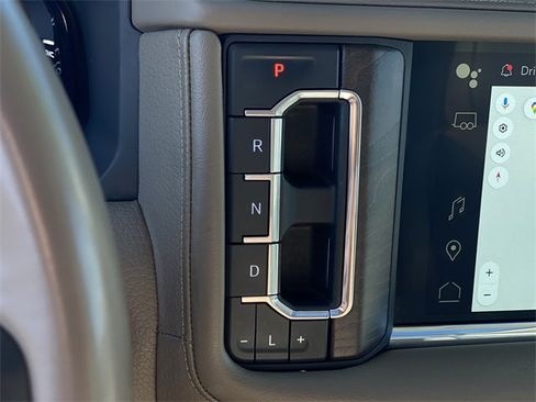 Used 2023 GMC Yukon Denali image 15